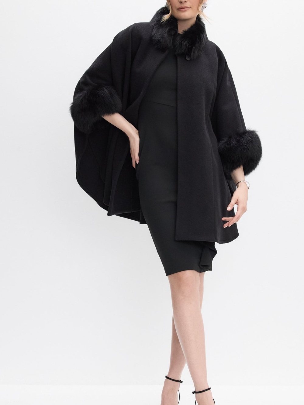 Fur Trim Cape - Picture 3 of 11